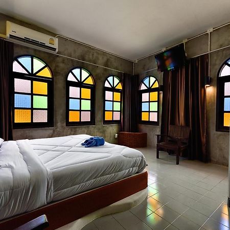Cafe 66 Hostel Phuket Zewnętrze zdjęcie