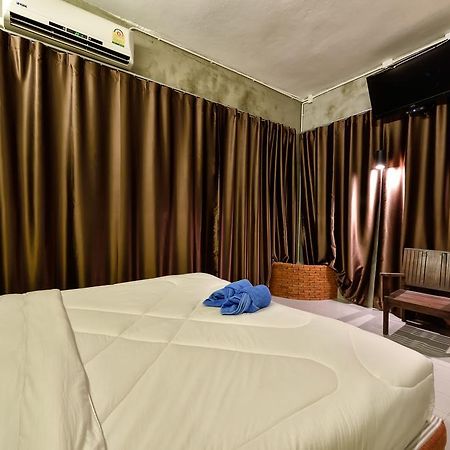 Cafe 66 Hostel Phuket Zewnętrze zdjęcie