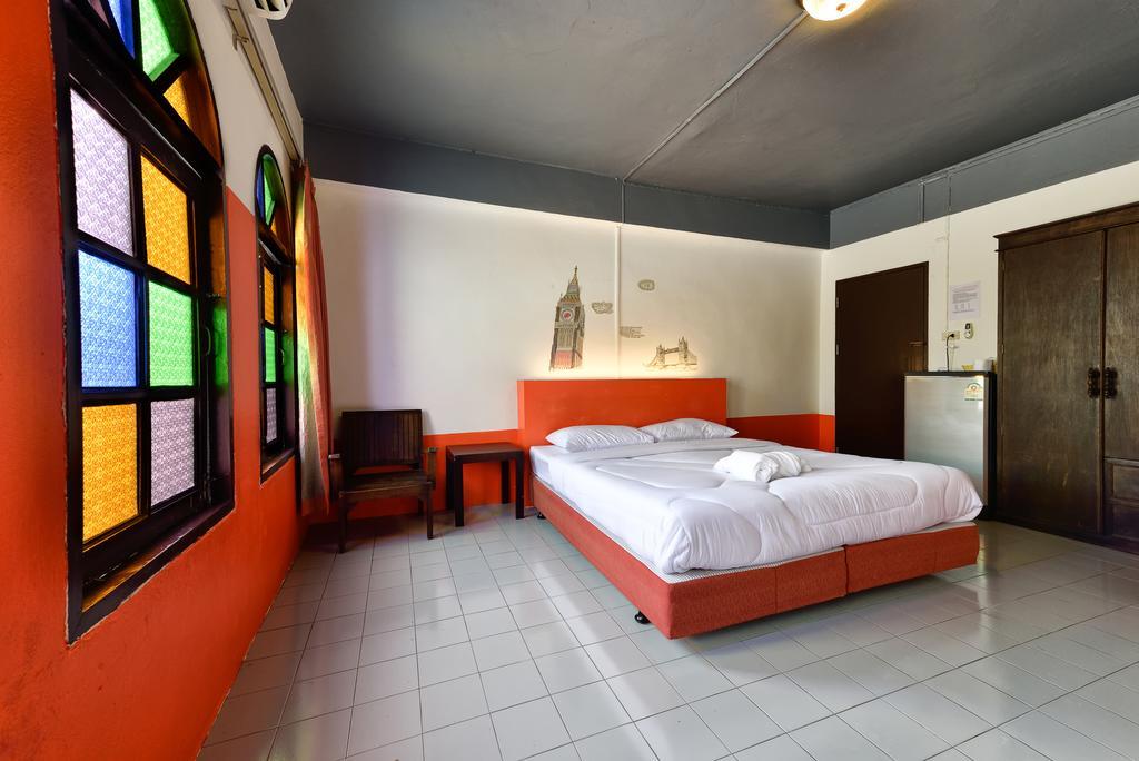 Cafe 66 Hostel Phuket Zewnętrze zdjęcie