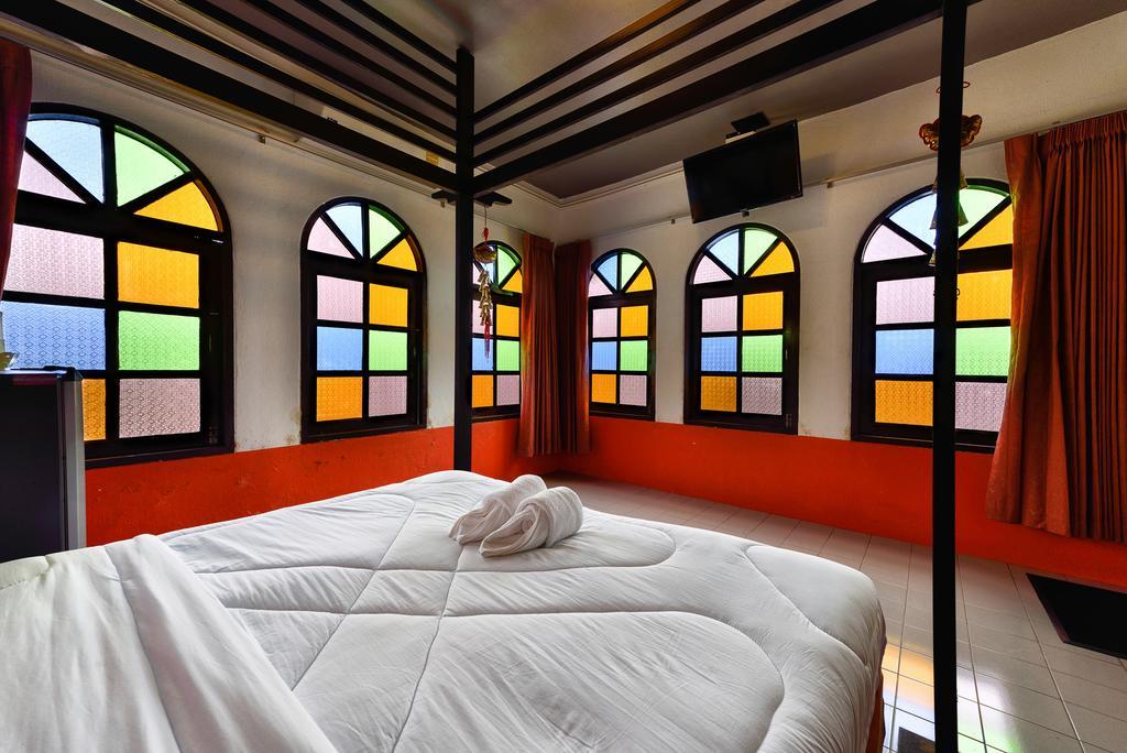 Cafe 66 Hostel Phuket Zewnętrze zdjęcie