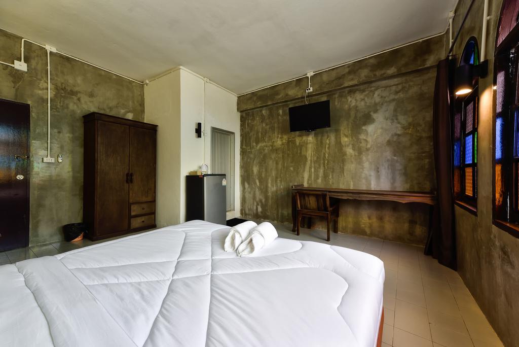 Cafe 66 Hostel Phuket Zewnętrze zdjęcie