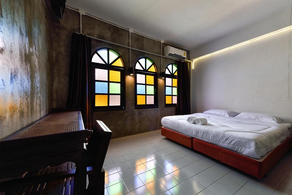 Cafe 66 Hostel Phuket Zewnętrze zdjęcie