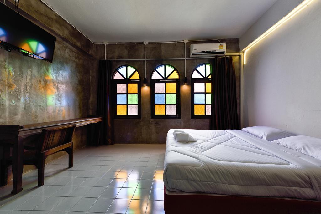 Cafe 66 Hostel Phuket Zewnętrze zdjęcie