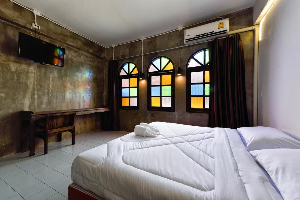 Cafe 66 Hostel Phuket Zewnętrze zdjęcie