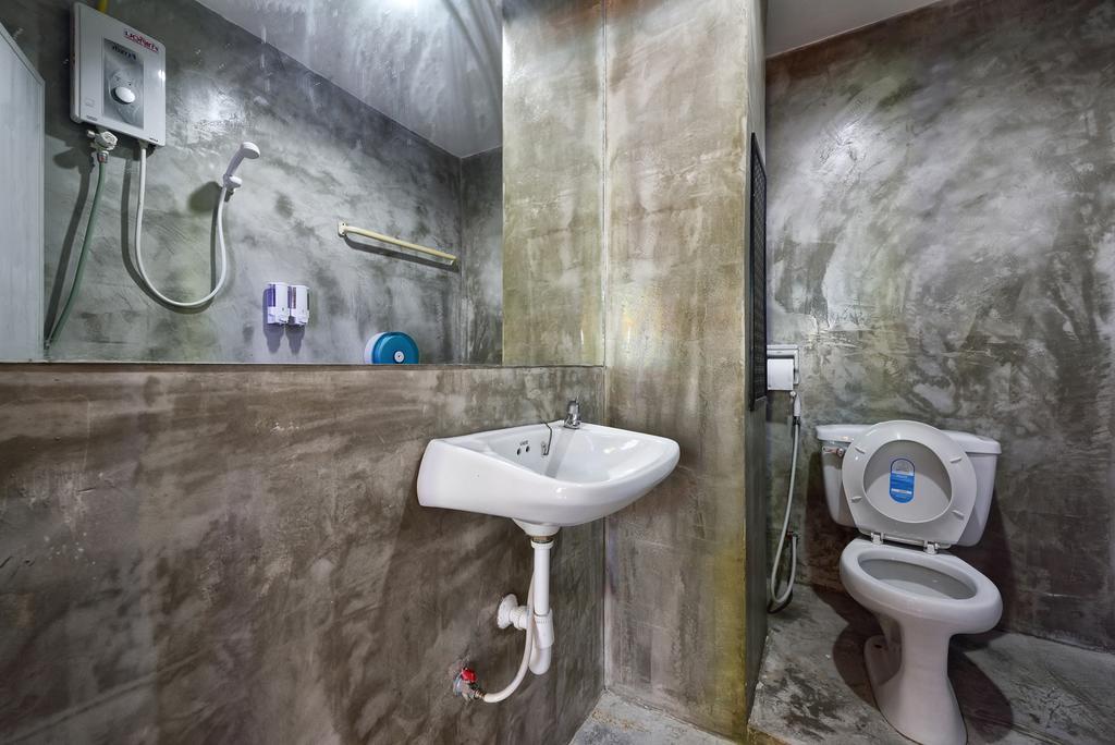 Cafe 66 Hostel Phuket Zewnętrze zdjęcie