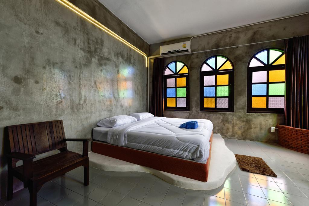 Cafe 66 Hostel Phuket Zewnętrze zdjęcie