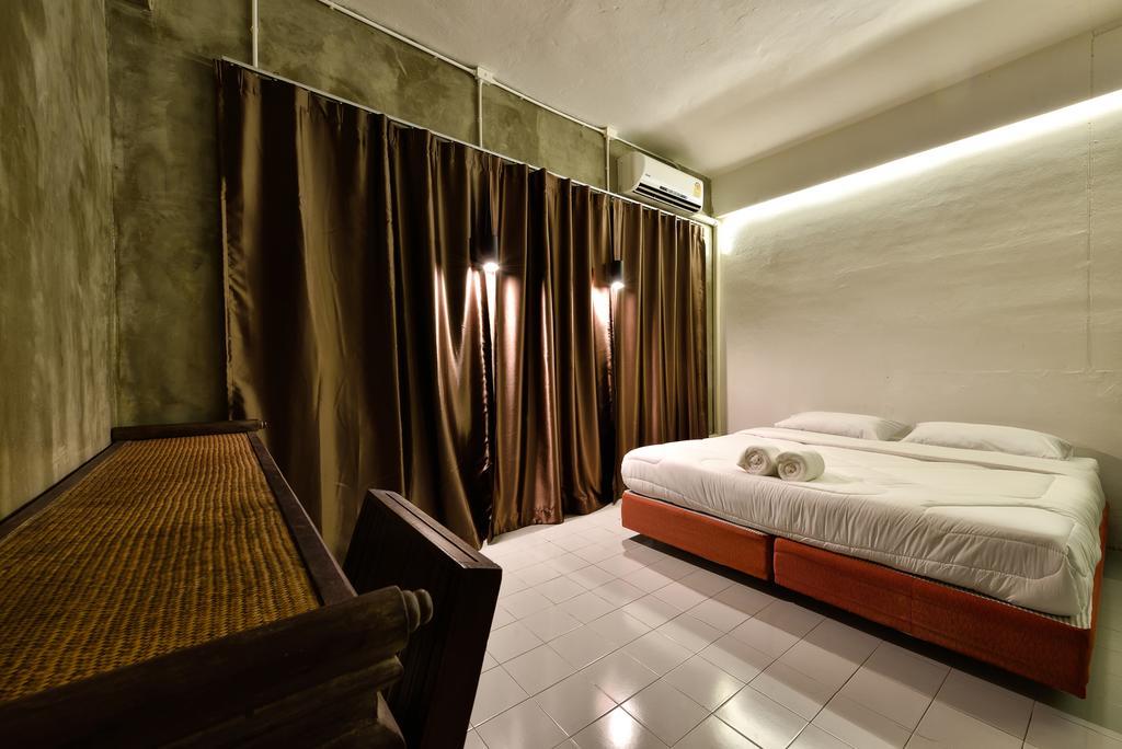 Cafe 66 Hostel Phuket Zewnętrze zdjęcie