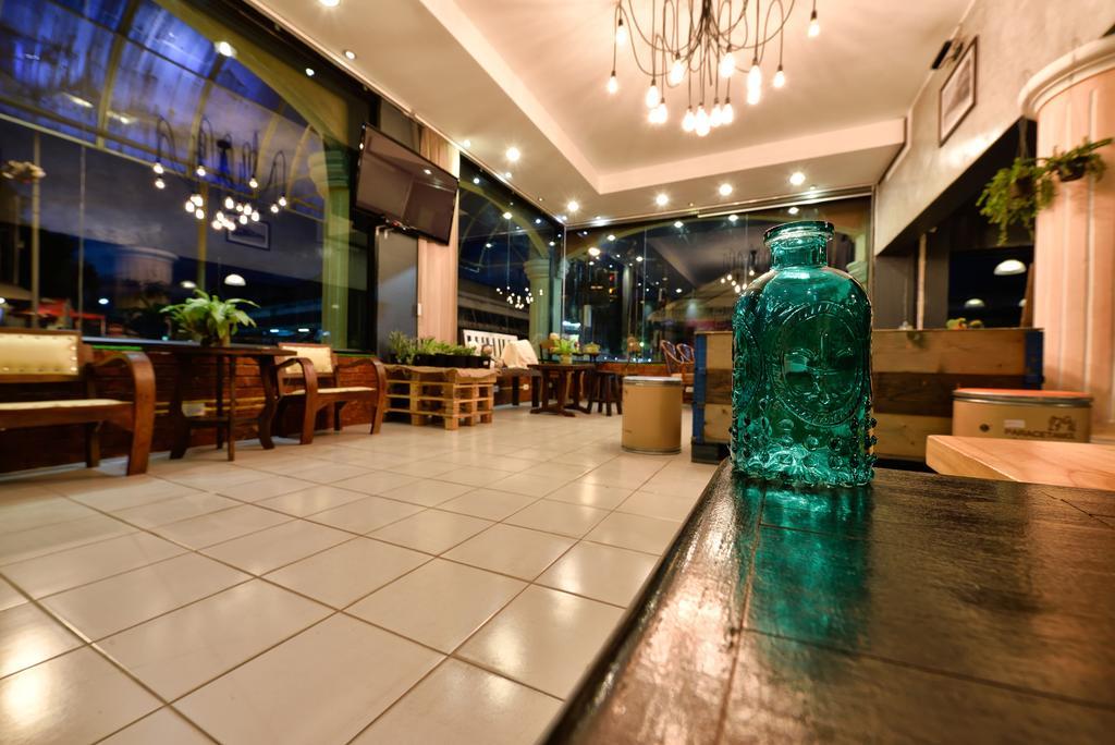 Cafe 66 Hostel Phuket Zewnętrze zdjęcie