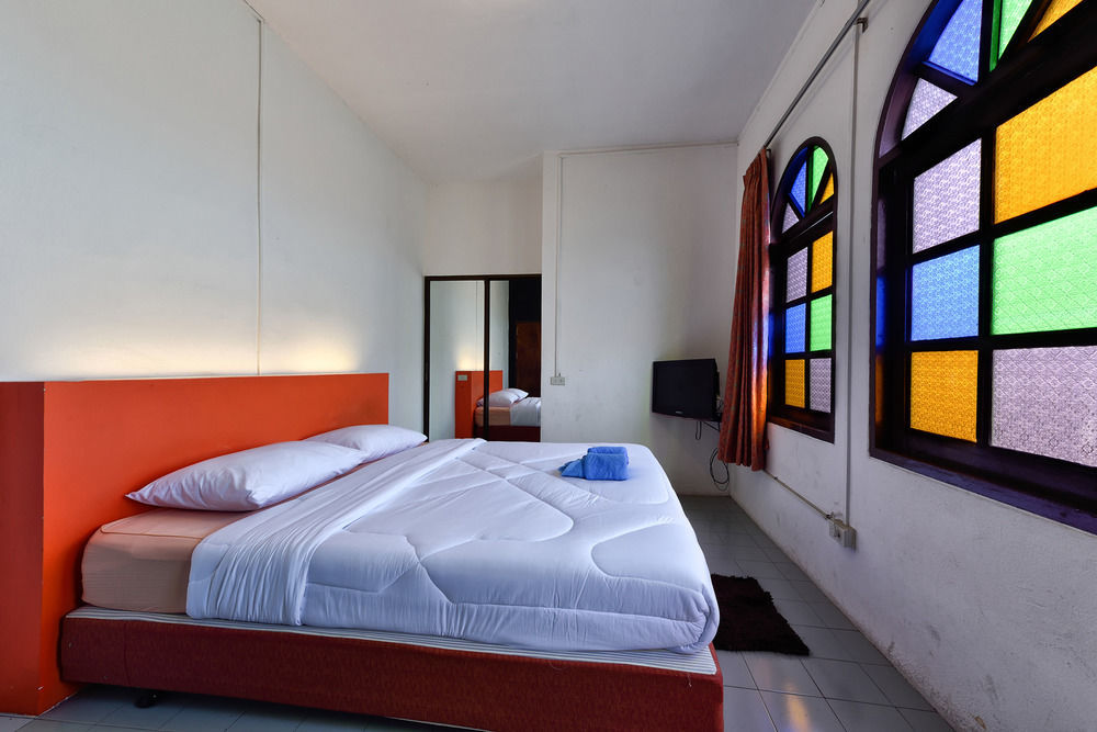 Cafe 66 Hostel Phuket Zewnętrze zdjęcie